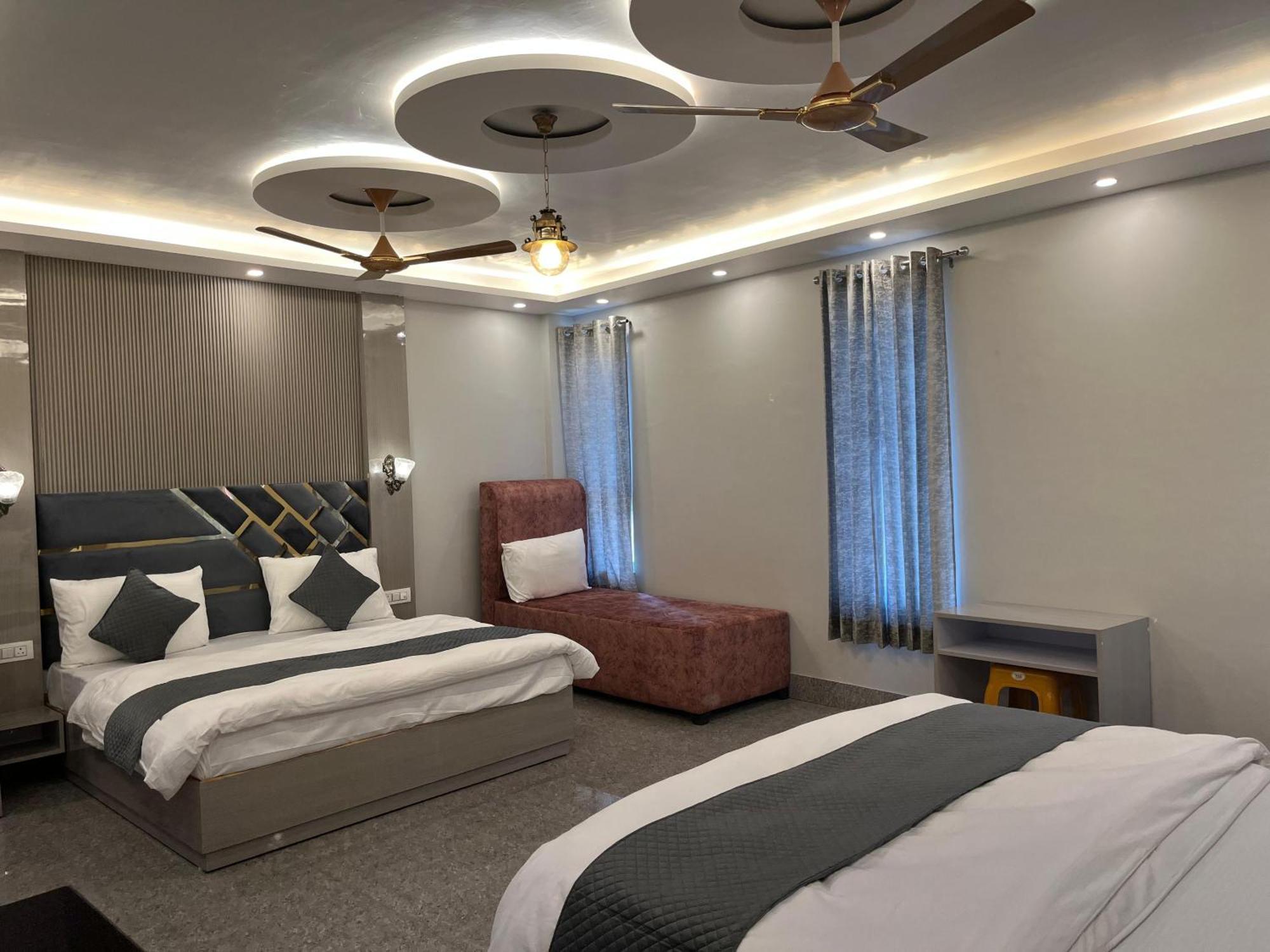 Hotel Grand Safari Kotdwara Exterior photo